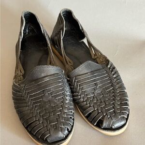 Woven Leather Huarache Flats - Black